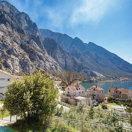 Apartments Lav Kotor Extérieur photo