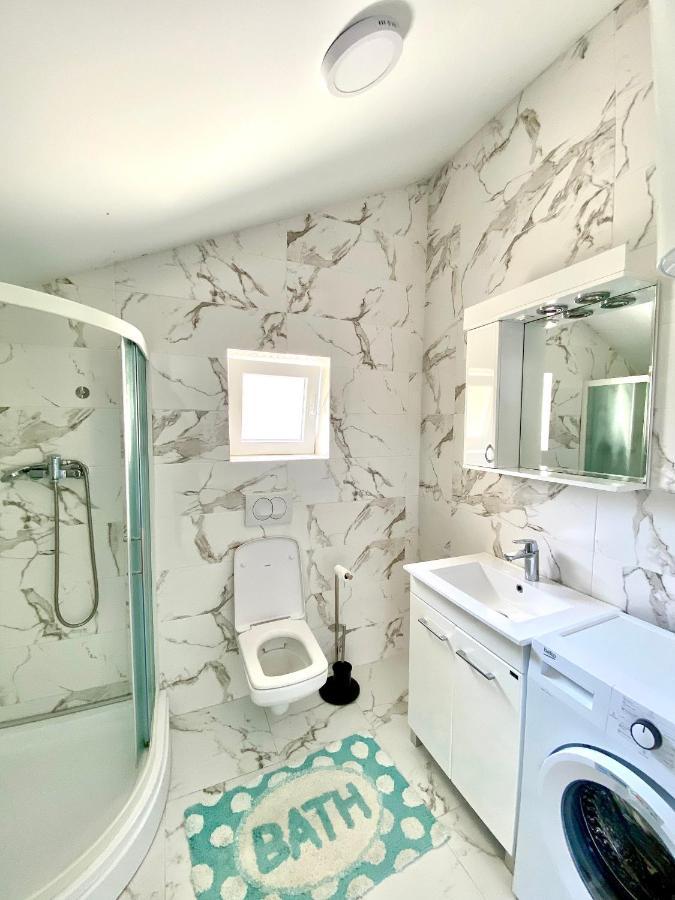 Apartments Lav Kotor Extérieur photo