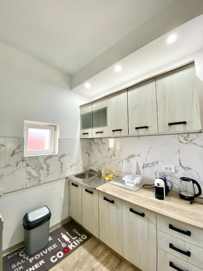 Apartments Lav Kotor Extérieur photo